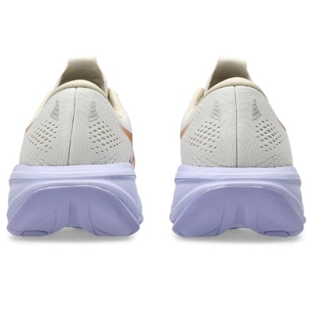 ASICS GEL-Cumulus 28 Road-Running Shoes - Women's 3