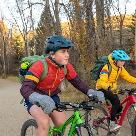Town Hall Outdoor Co Skip Town Insulated Jacket - Kids' 5