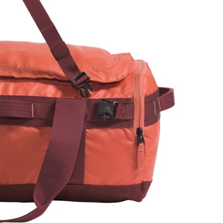 The North Face Base Camp Voyager Duffel - 42 L 5