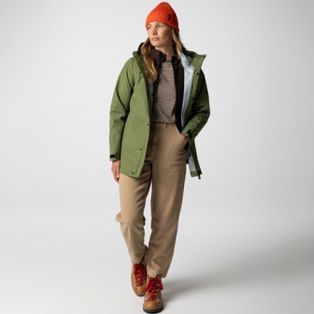 Finisterre Skybird Waterproof Jacket - Women's 3