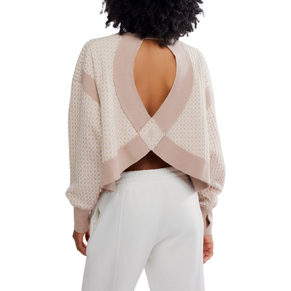 On Body Image of color Sandy