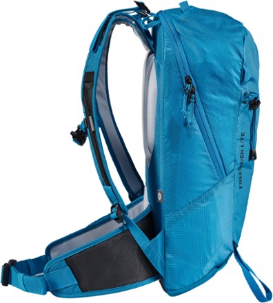 Deuter Freerider Lite 18 SL Snow Pack - Women's 3