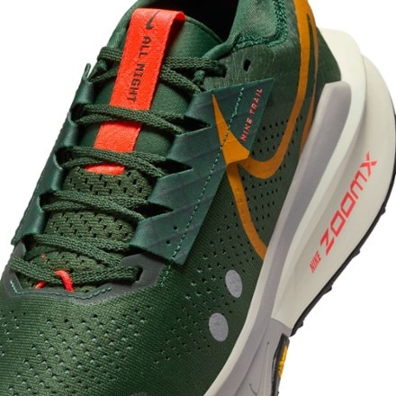 Nike Zegama 2 Trail-Running Shoes - Men's 6