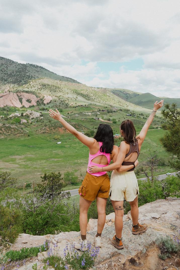 Location Image for Trailmix Cargo Shorts - Women's