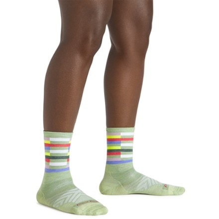 Darn Tough Relay Micro Crew Ultra-Lightweight Running Socks - Women's 1