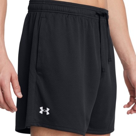 Under Armour Tech Mesh 6" Shorts - Men's 5