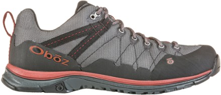 low hiking shoes mens