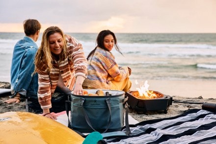 Hydro Flask 30 L Carryout Soft Cooler 2