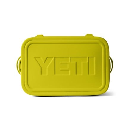 YETI Hopper Flip 18 Soft Cooler 6