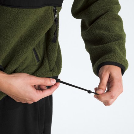 The North Face Retro Denali Jacket - Men's 5