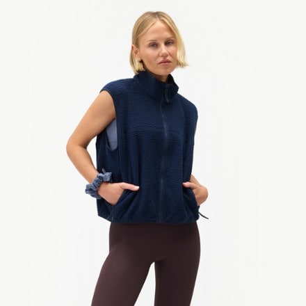 On Body Image of color Navy