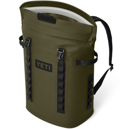 YETI Hopper M20 2.0 Backpack Soft Cooler 4