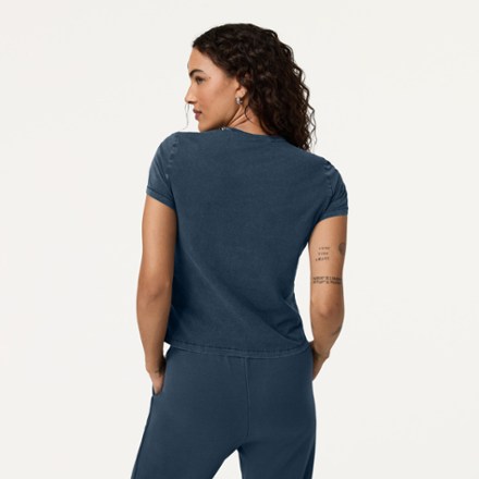 Vuori Feather Classic Garment Dye T-Shirt - Women's 2