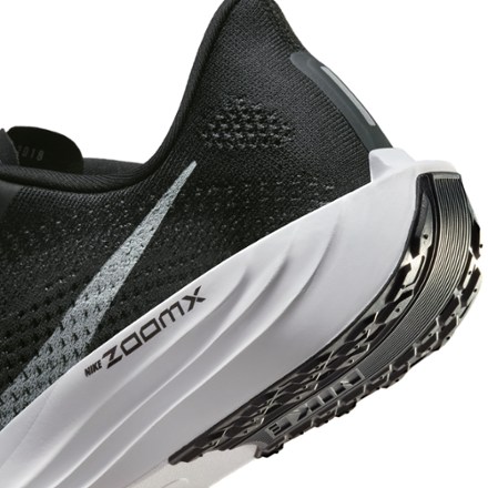 Nike Pegasus Plus Road-Running Shoes - Women's 4