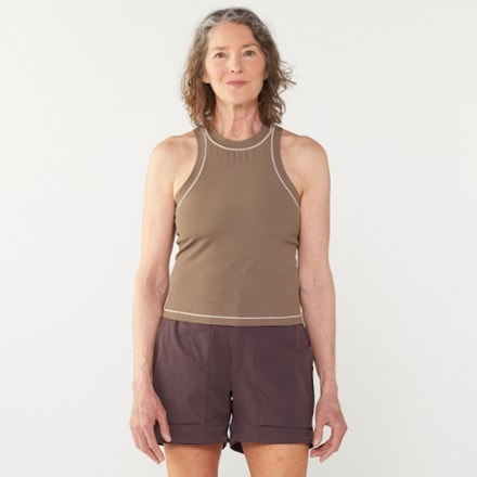SENIQ Oasis Tank Top - Women's 1