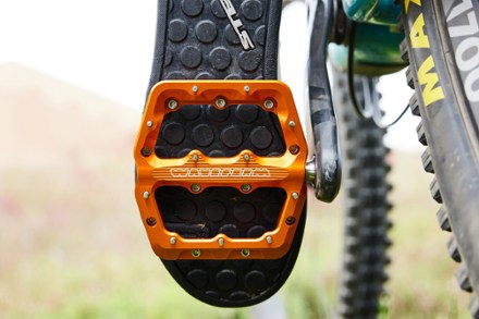 Wolf Tooth Components Waveform Pedals | REI Co-op