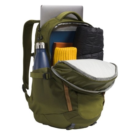 The North Face Recon Pack - Women's 3