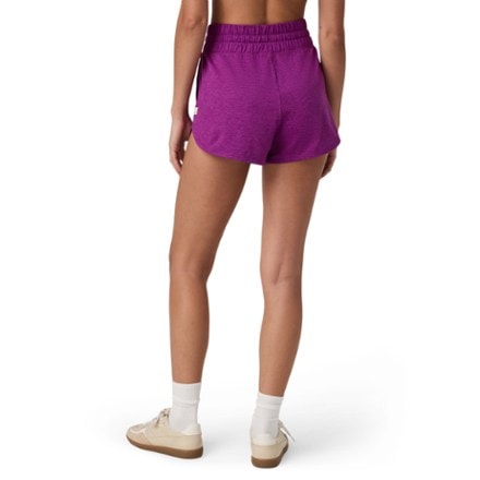 Vuori Halo Performance Shorts 2.0 - Women's 2