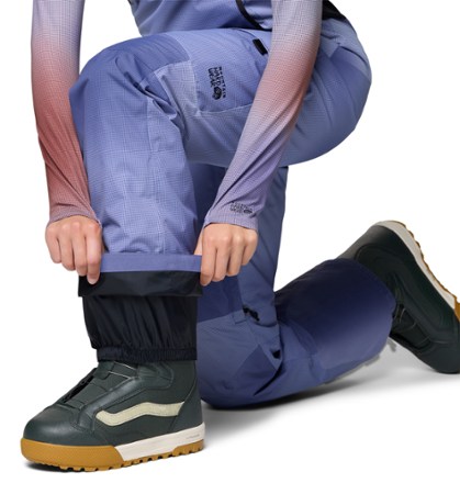 Mountain Hardwear Firefall Bib Snow Pants - Women's 9