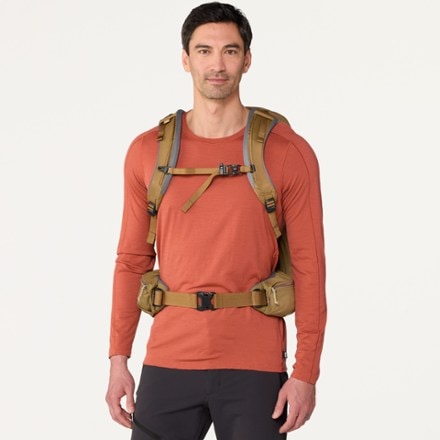 REI Co-op Trail 40 Pack - Men's 3