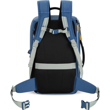 Sherpani Santiago 35L Travel Pack 2