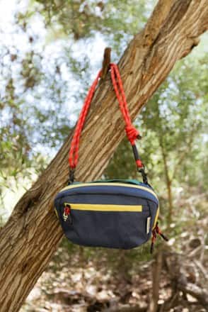 Nomadix Traveler Tech Sling Bag 8