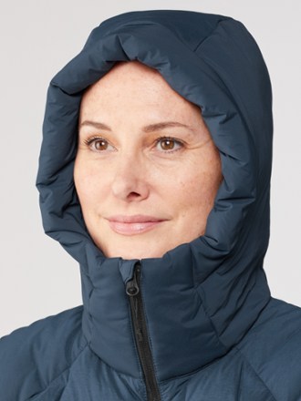 Mountain Hardwear Stretchdown Parka - Women's 4