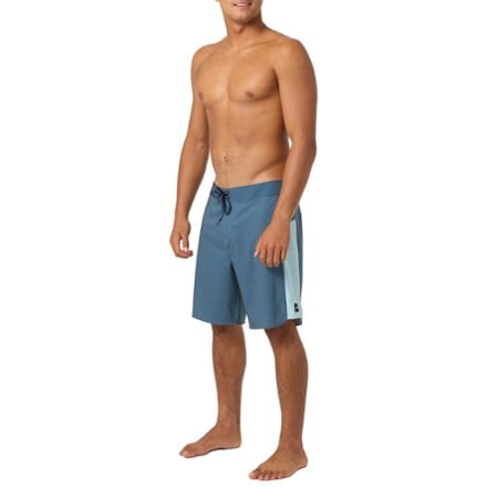 O'Neill Hyperfreak Tech Panel 18" Board Shorts - Men's 2