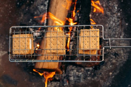 Coghlan's Camper's S'mores Grill 4