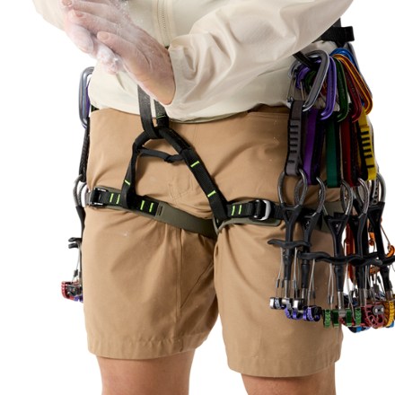 Arc'teryx Kragg Cotton 9" Shorts - Men's 8