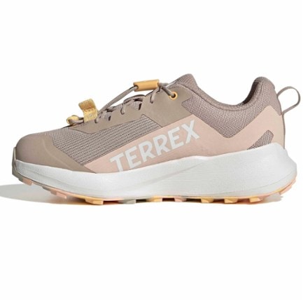 Detail Image of color Taupe/White/Tangerine