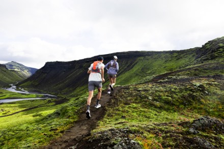 Location Image for Adv Skin 12 Hydration Vest