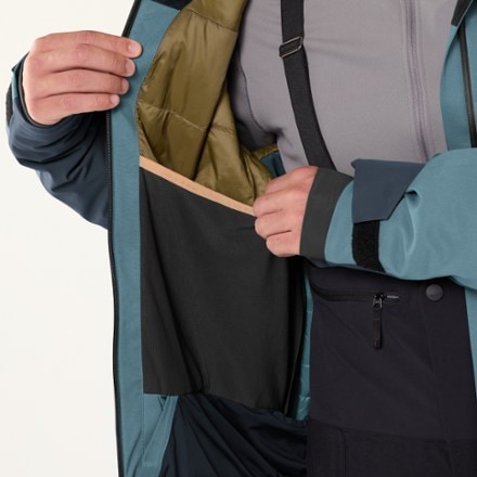 Peak Performance Whitelight HIPE 2L Insulated Shell Jacket - Men's 10