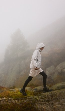 On Cloudrock Mid Waterproof Hiking Boots - Women's 6