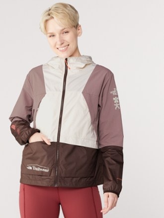 The North Face Trailwear Wind Whistle Jacket - Women's 1