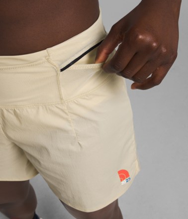 The North Face Summit Series Pacesetter Run Shorts - Women's 6
