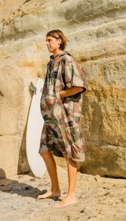 Slowtide Regime Quick-Dry Changing Poncho 1