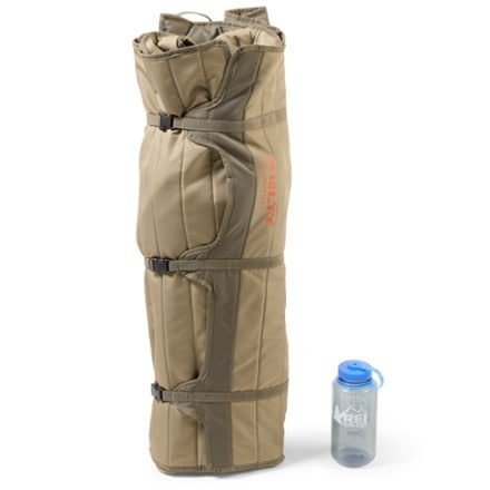 Kelty Low Loveseat 32 fl oz. water bottle not included