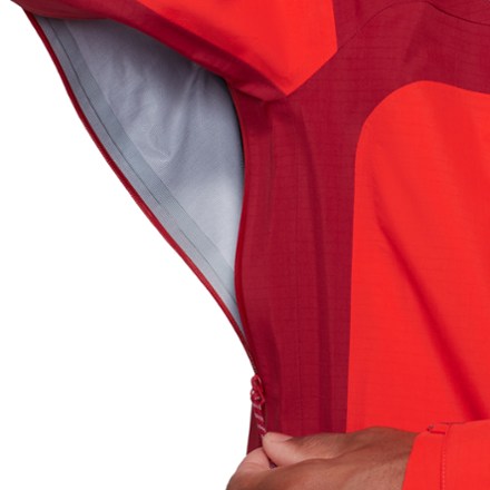 Mammut Taiss HS Hooded Jacket - Men's 6