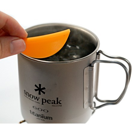Snow Peak Titanium 600 Mug with HotLips | REI Co-op