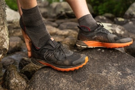Darn Tough Light Hiker Quarter Lightweight Hiking Socks - Men's 2