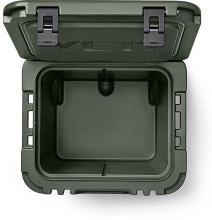 YETI Roadie 48 Wheeled Cooler 10