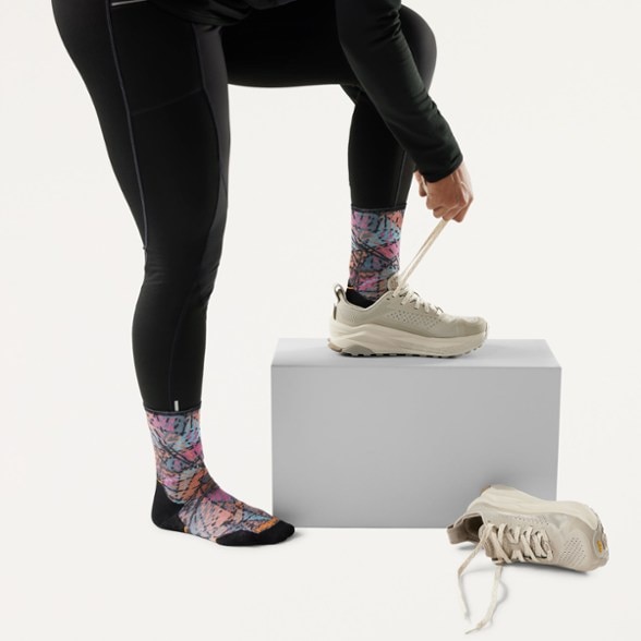 Detail Image of color Garden Pink