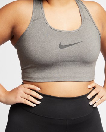 plus size nike crop top