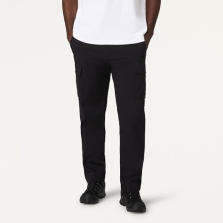 Vuori Kore Everyday Cargo Pants - Men's 1