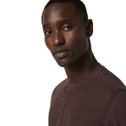 Vuori Waffle Henley Shirt - Men's 5