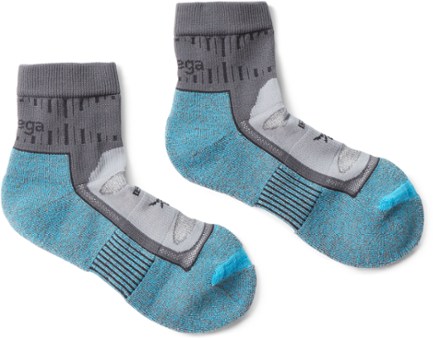 thumbnail interactive-video image 1 of Balega Blister Resist Quarter Socks - Performance Running Socks For Men & Women 1 of 14