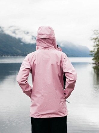 Finisterre Skybird Waterproof Jacket - Women's 4