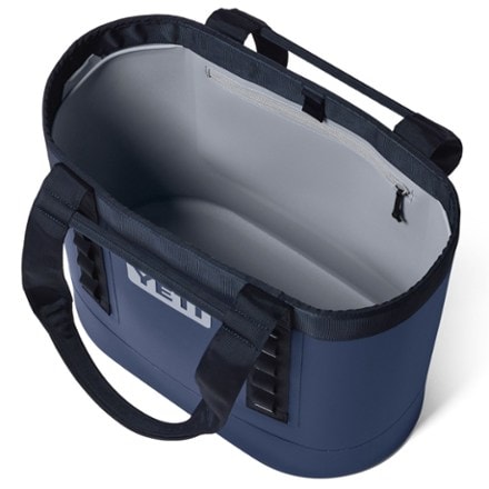 YETI Camino 35 Carryall 3