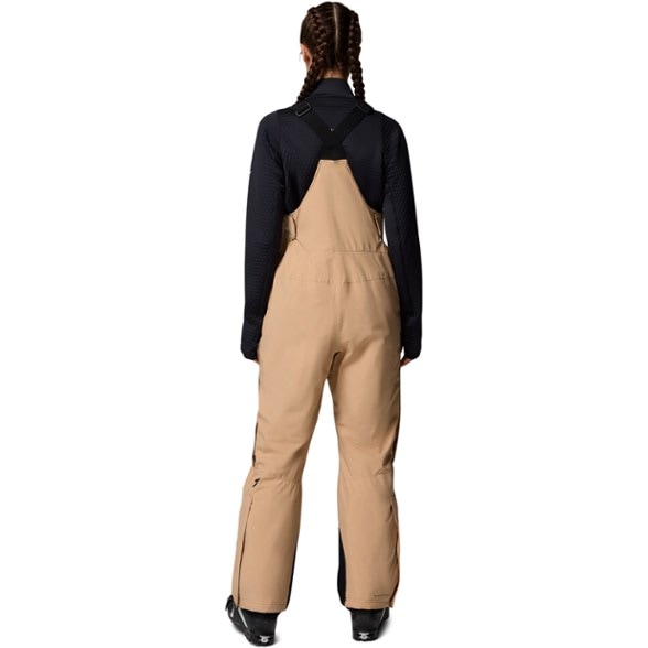 On Body Image of color Canoe